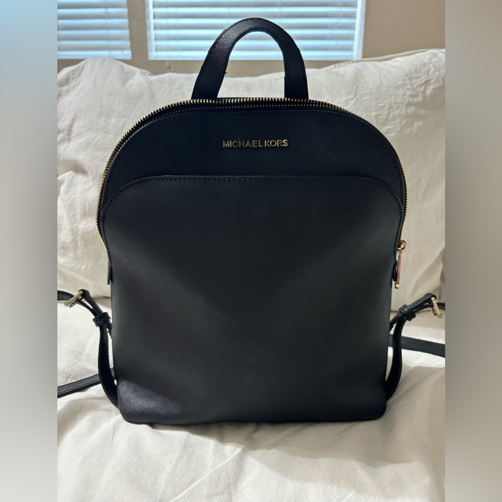 Black leather Michael Kors backpack